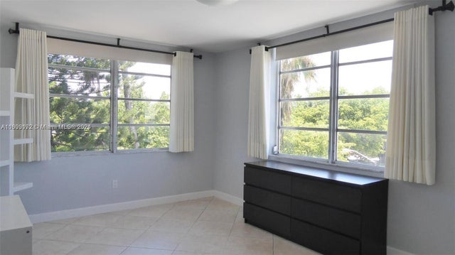 4 of 11 - 631 Jefferson Ave 401, Miami Beach, FL