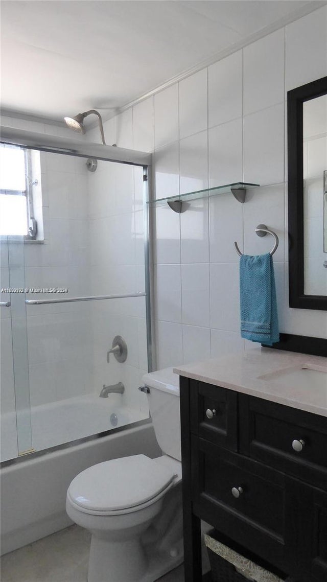 5 of 11 - 631 Jefferson Ave 401, Miami Beach, FL