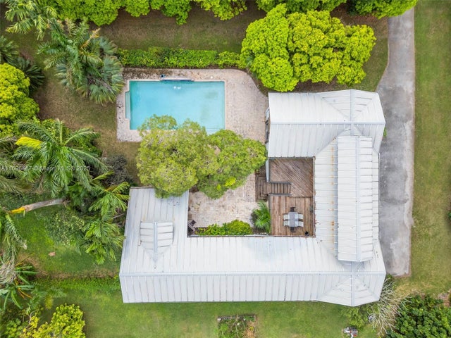 1 of 38 - 19255 Sw 260th St, Homestead, FL
