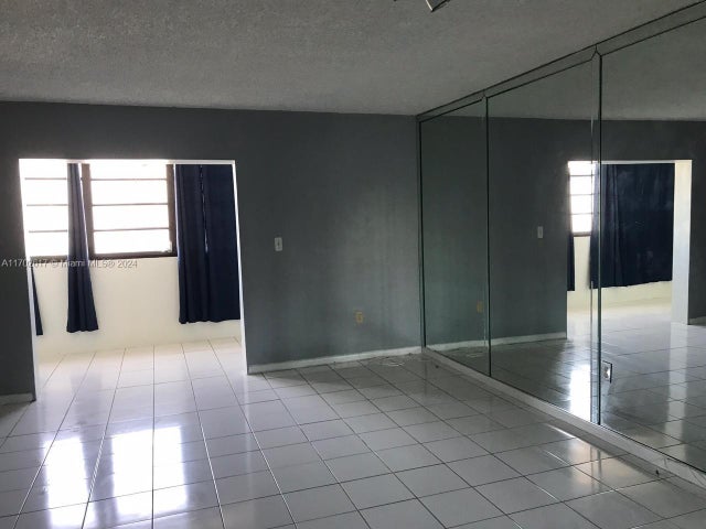 4 of 16 - 2000 Biarritz Dr 403, Miami Beach, FL