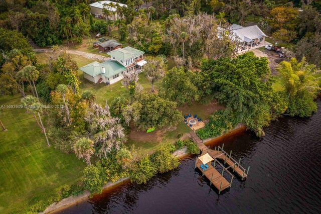 4 of 69 - 671 Live Oak Ln, La Belle, FL