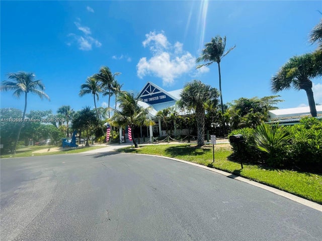 1 of 19 - 353 S Us Highway 1 D402, Jupiter, FL
