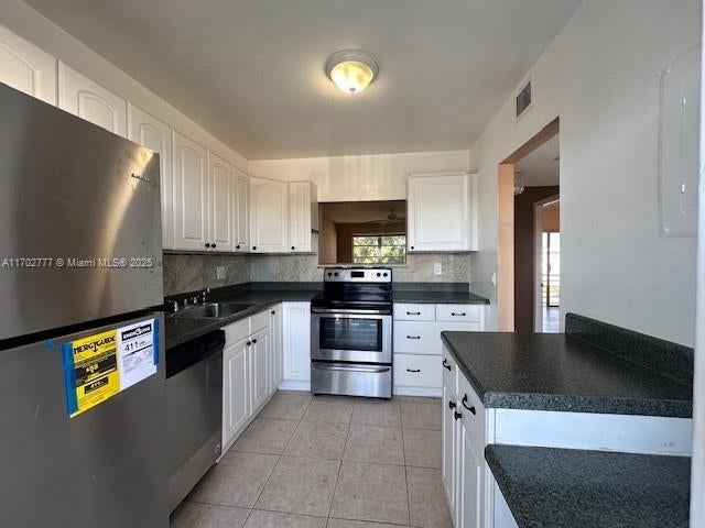 2 of 23 - 2223 Park Ln 304, Hollywood, FL