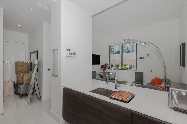 3 of 20 - 301 Altara Ave 305, Coral Gables, FL