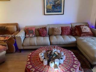 3 of 20 - 5005 Collins Ave 1502, Miami Beach, FL