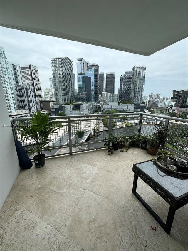4 of 14 - 350 S Miami Ave 1704, Miami, FL