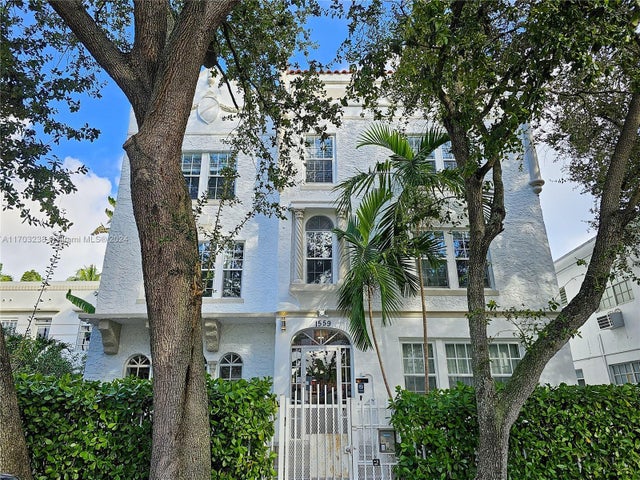 1 of 14 - 1559 Michigan Ave 104, Miami Beach, FL
