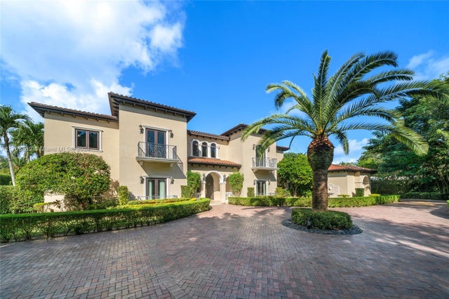 4 of 60 - 5935 Moss Ranch Rd, Pinecrest, FL