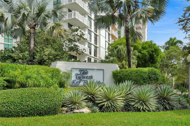 4 of 45 - 1121 Crandon Blvd E803, Key Biscayne, FL