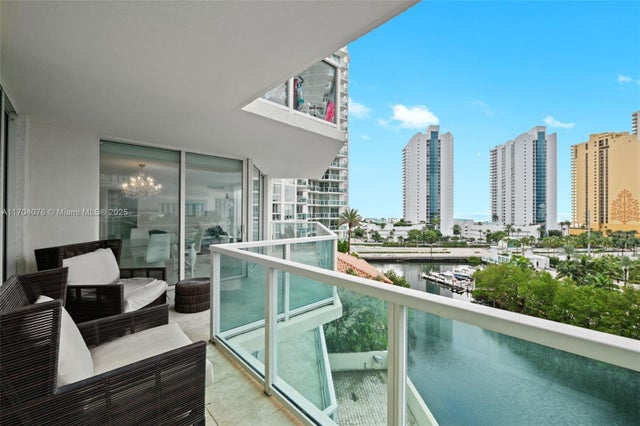 2 of 25 - 200 Sunny Isles Blvd 2-806, Sunny Isles Beach, FL