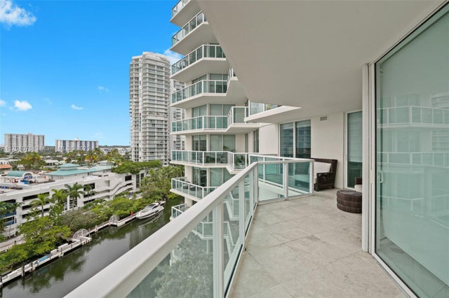 3 of 25 - 200 Sunny Isles Blvd 2-806, Sunny Isles Beach, FL
