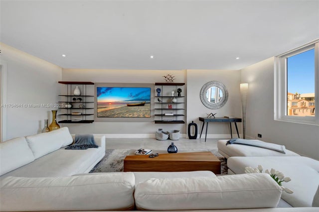 3 of 21 - 2301 Collins Ave 634/635, Miami Beach, FL