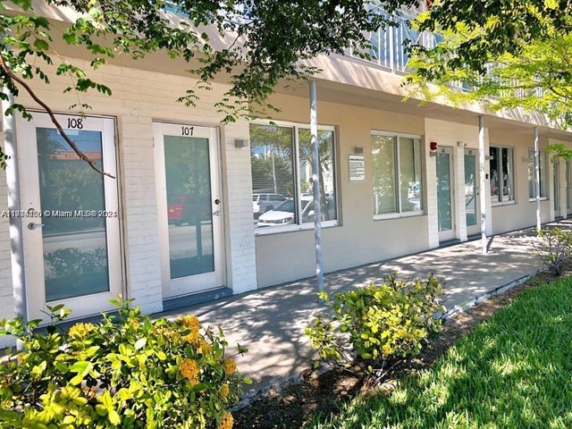 1 of 11 - 801 15th St 107, Miami Beach, FL