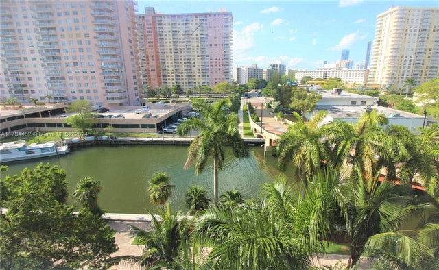 1 of 26 - 17150 N Bay Rd 2612, Sunny Isles Beach, FL