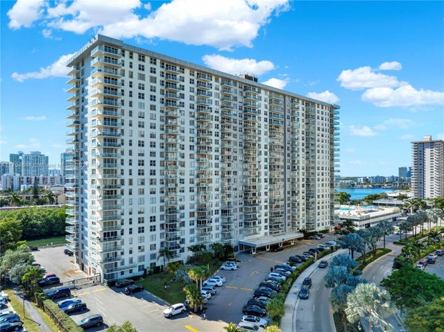1 of 29 - 230 174th St Mo5, Sunny Isles Beach, FL