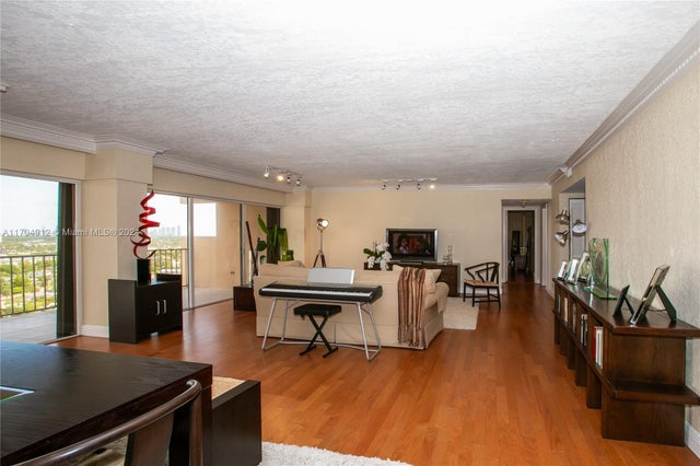 3 of 24 - 1800 Ne 114th St 1911, Miami, FL