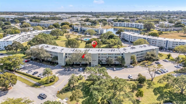 2 of 30 - 3029 Berkshire B 3029, Deerfield Beach, FL