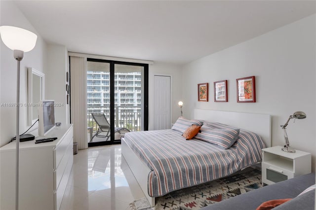 2 of 31 - 3000 N Ocean Dr 10b, Riviera Beach, FL