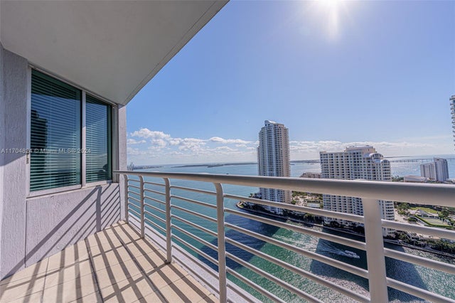4 of 71 - 335 S Biscayne Blvd 3005, Miami, FL