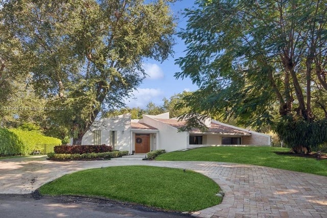 1 of 19 - 7001 Robles St, Coral Gables, FL