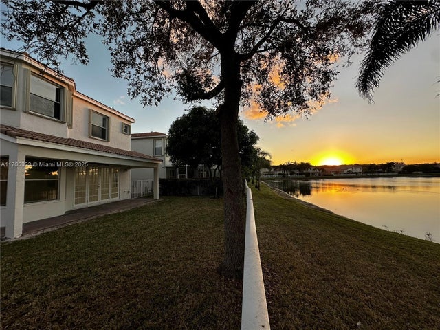 1 of 36 - 9741 Roche Pl, Wellington, FL
