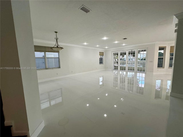 5 of 36 - 9741 Roche Pl, Wellington, FL