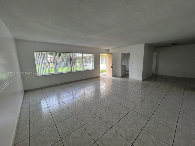 3 of 22 - 11855 Ne 19th Dr 8, North Miami, FL
