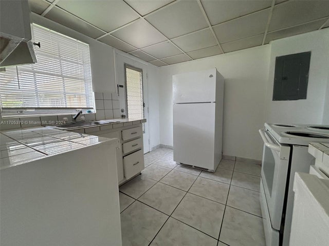 4 of 22 - 11855 Ne 19th Dr 8, North Miami, FL