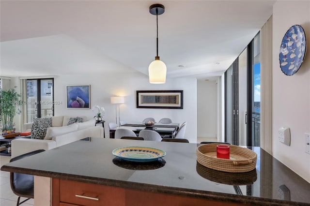 3 of 33 - 3000 N Ocean Dr 24h, Riviera Beach, FL