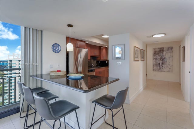4 of 33 - 3000 N Ocean Dr 24h, Riviera Beach, FL