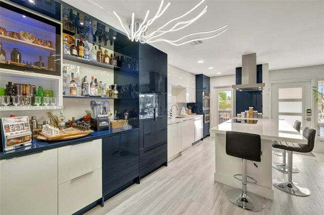 2 of 65 - 2866 Ne 30th St 19, Fort Lauderdale, FL