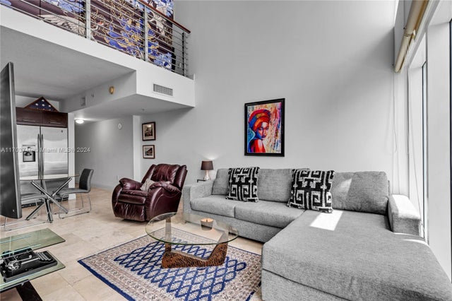 1 of 30 - 41 Se 5th St 1214, Miami, FL