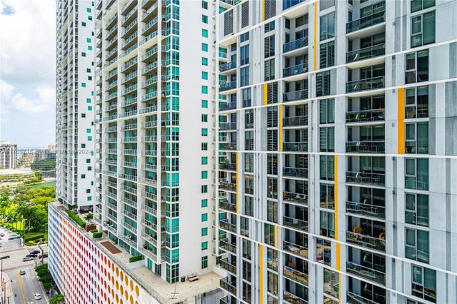 5 of 30 - 41 Se 5th St 1214, Miami, FL