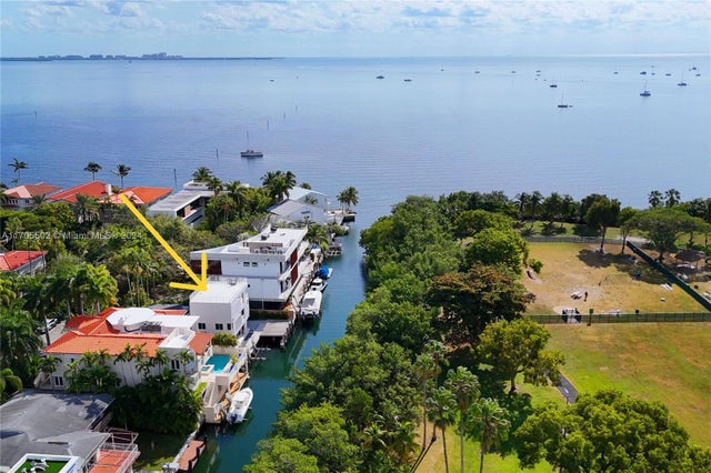 1 of 43 - 3566 Rockerman Rd, Miami, FL