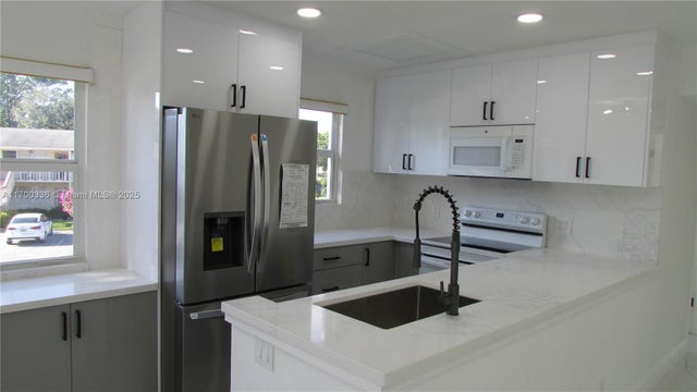 3 of 35 - 115 Ventnor F 115, Deerfield Beach, FL