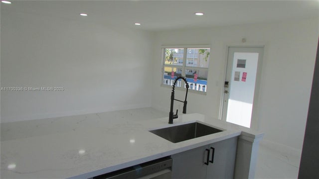 4 of 35 - 115 Ventnor F 115, Deerfield Beach, FL
