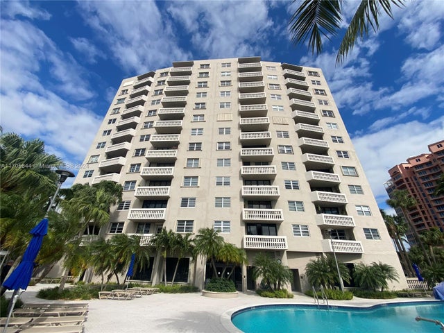 2 of 52 - 90 Edgewater Dr 805, Coral Gables, FL