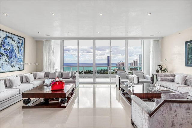 1 of 28 - 20155 Ne 38th Ct 2903, Aventura, FL