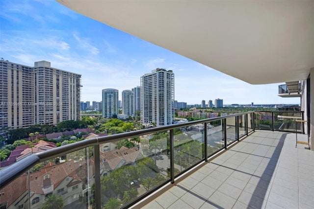 3 of 26 - 19667 Turnberry Way 14c, Aventura, FL