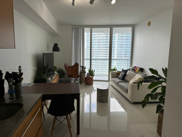 4 of 19 - 465 Brickell Ave 4004, Miami, FL
