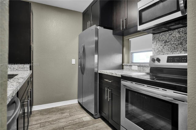 8550 N Sherman Cir 105, Miramar