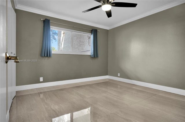 5 of 24 - 8550 N Sherman Cir 105, Miramar, FL