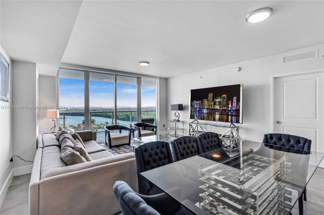 4 of 22 - 400 Sunny Isles Blvd 1607, Sunny Isles Beach, FL