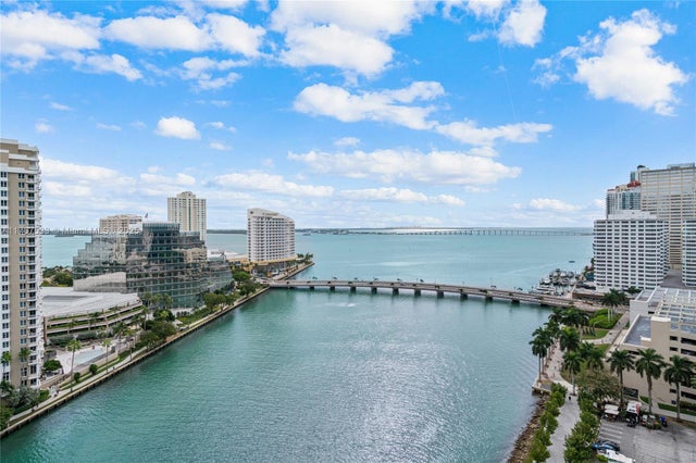 1 of 61 - 495 Brickell Ave 1702, Miami, FL