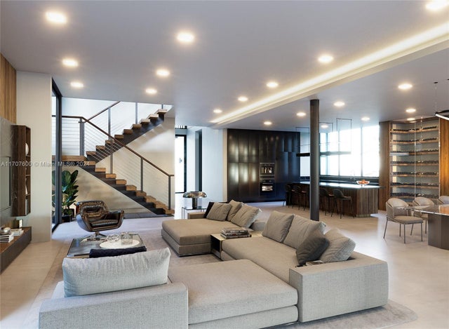 5 of 10 - 707 Ne 76 St, Miami, FL