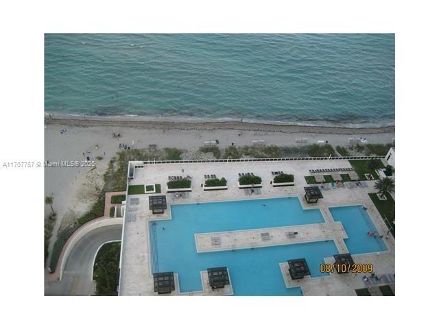 4 of 8 - 1800 S Ocean Dr 3101, Hallandale Beach, FL