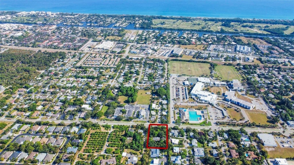 2610 Seacrest Blvd, Delray Beach