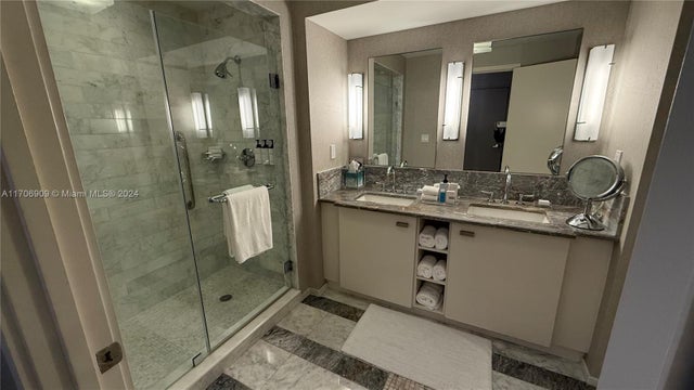 3 of 22 - 551 N Fort Lauderdale Beach Blvd H811, Fort Lauderdale, FL