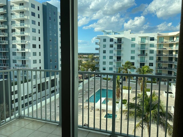 2 of 47 - 140 S Dixie Hwy 820, Hollywood, FL