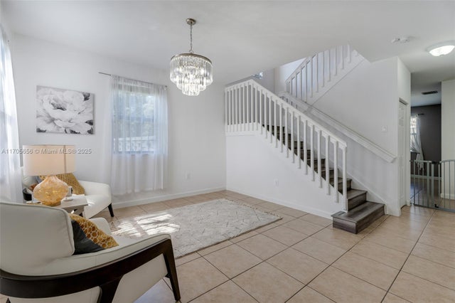 2 of 37 - 16673 Sw 44th St, Miami, FL